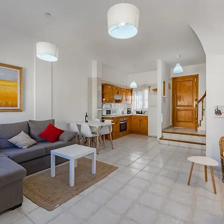 Falcon By Welcome Tenerife Apartment