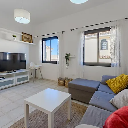 Falcon By Welcome Tenerife *