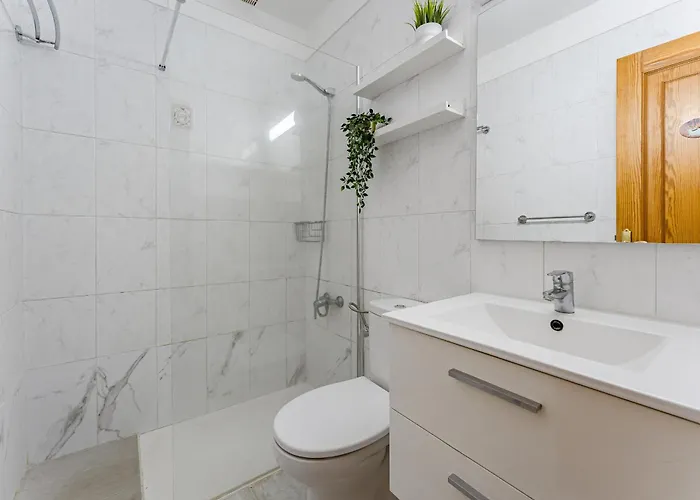 Falcon By Welcome Tenerife Apartman