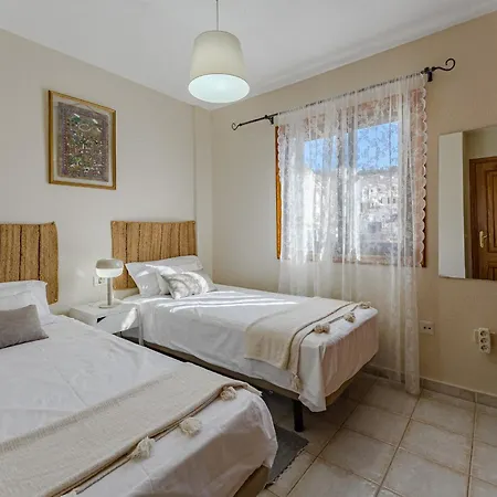 Falcon By Welcome Tenerife * Chayofa